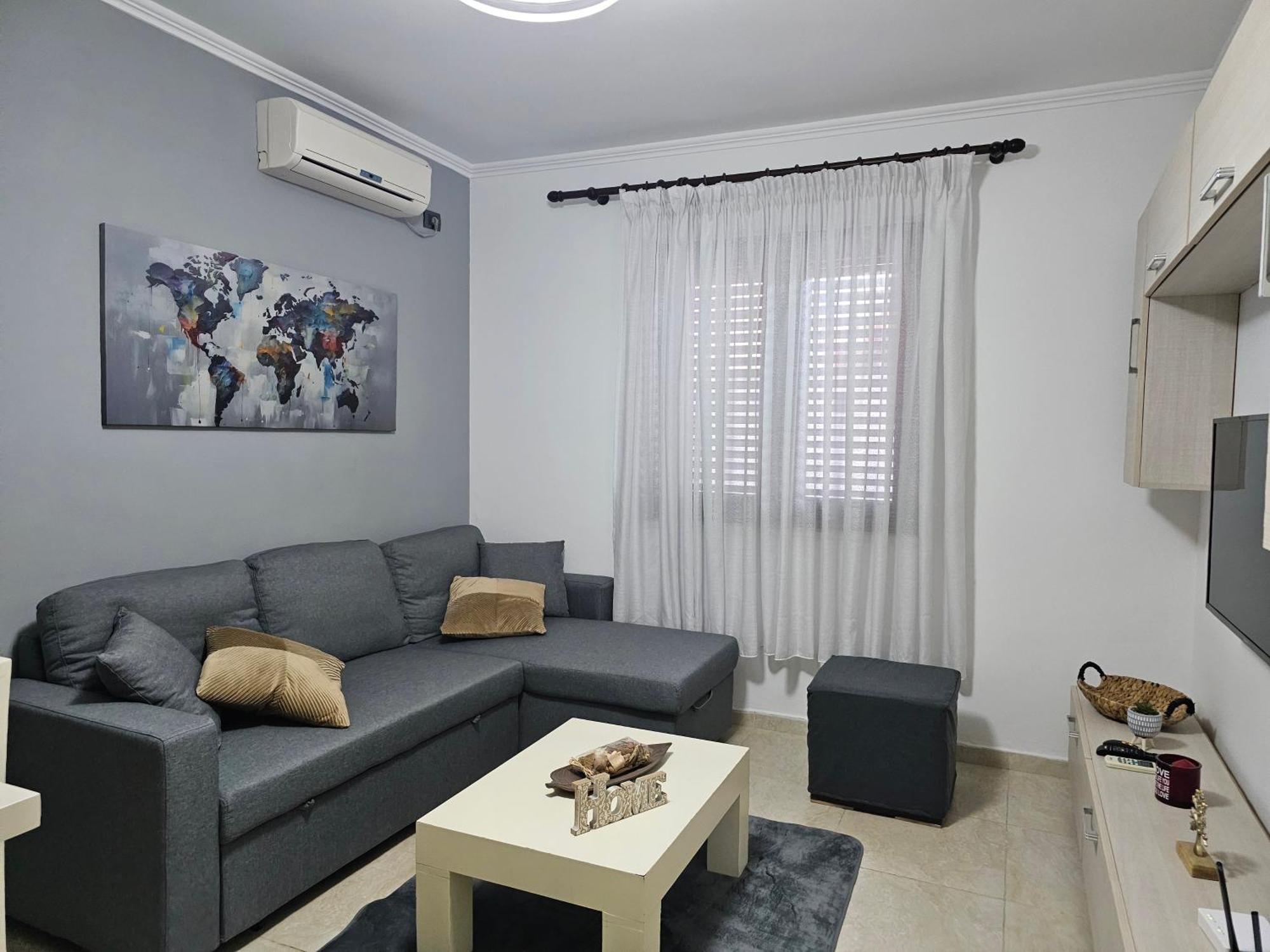 Appartamento Wanderlust Tirana 2 Esterno foto